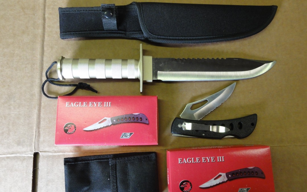 8″ Survival Knife & Sheath and 2 Eagle Eye Lock Blade Knives
